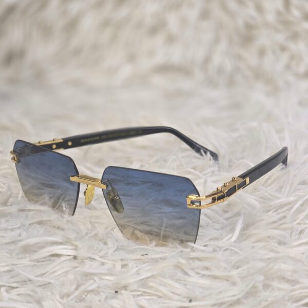 Meta Evo One – Black/Gold