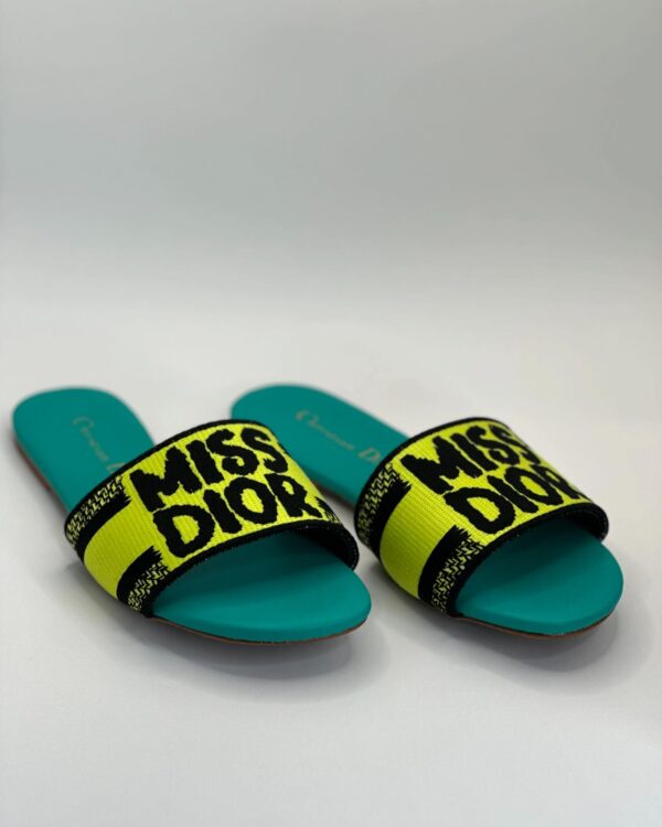 Dway Slide