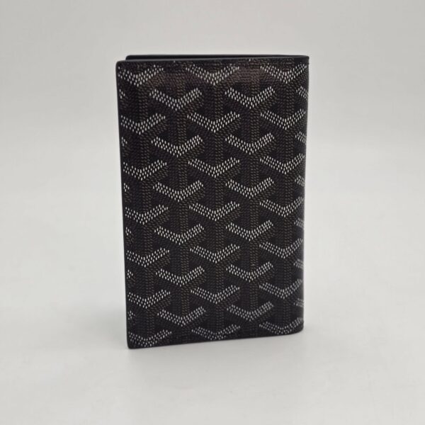 Grenelle Passport Cover