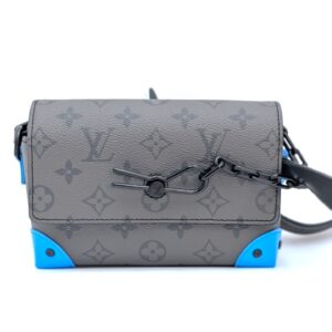Steamer Wearable Wallet - Lux In The West