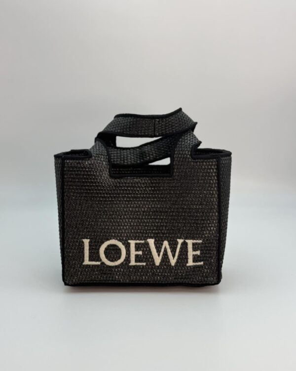 Medium Tote In Raffia