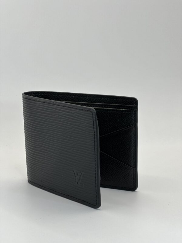 Multiple Wallet
