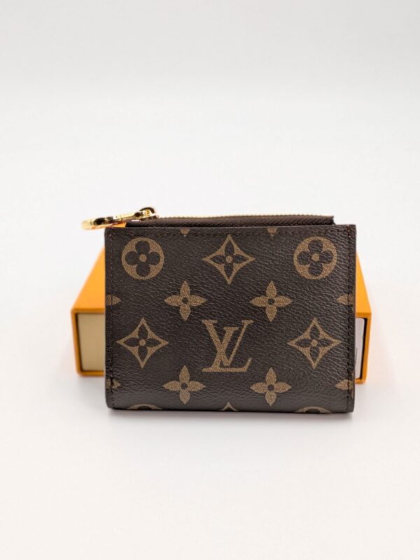 Lisa Wallet Monogram Canvas