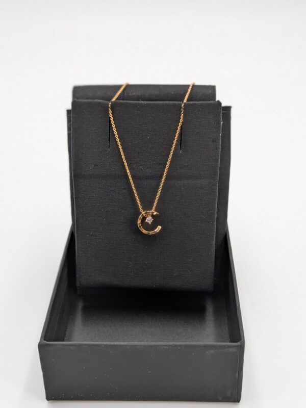 Quilted Motif Necklace in Beige Gold with Diamonds