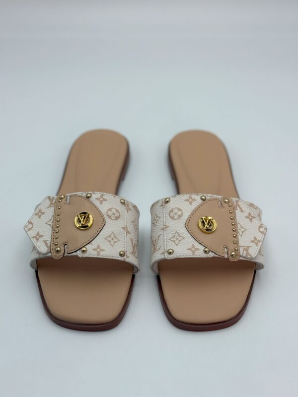 Frame Flat Mule