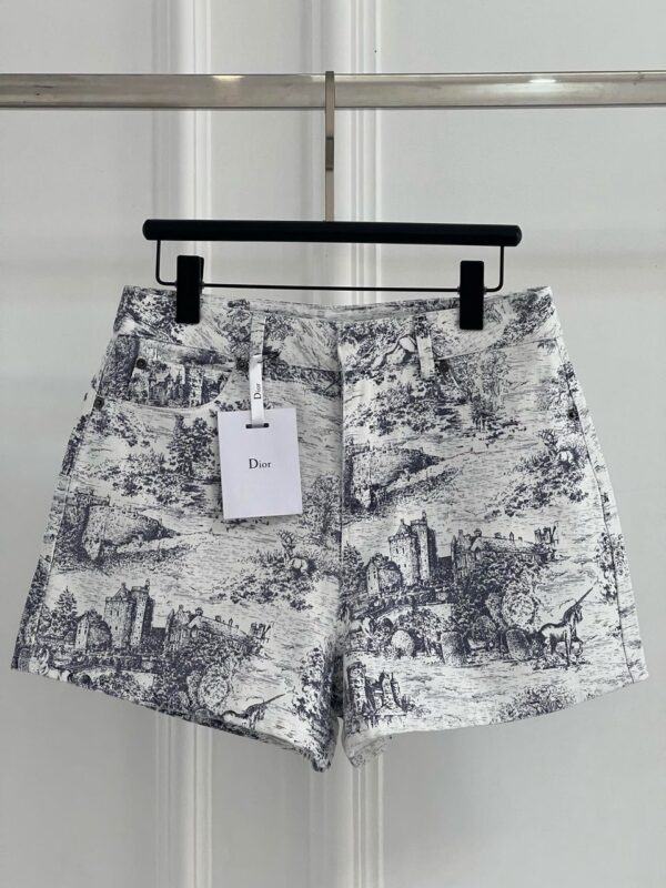 Shorts White Cotton Denim with Blue Toile de Jouy Scotland Motif